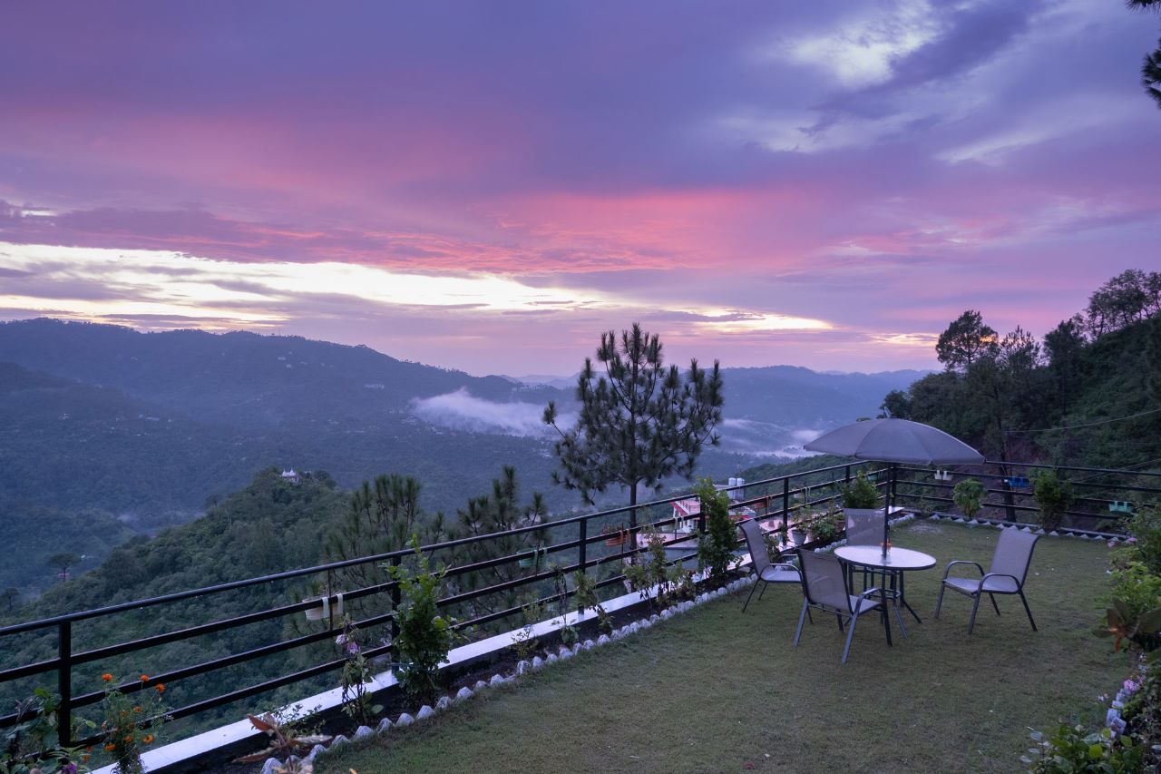 Luxury villas in Kasauli, Himachal Pradesh, North India LTN321