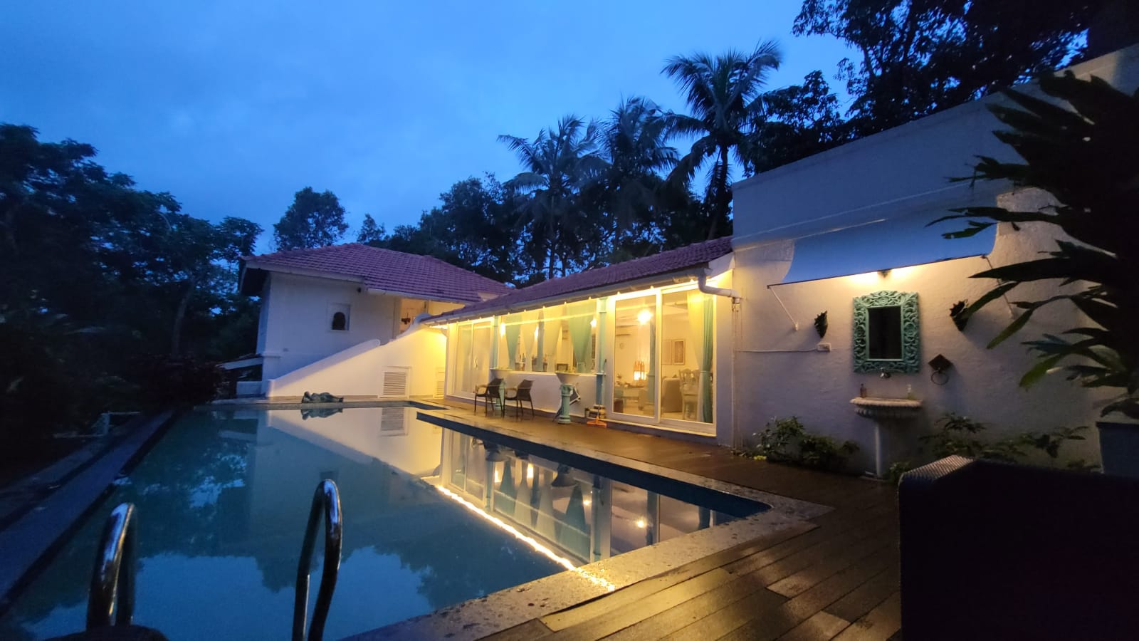 Luxury villas in Anjuna, North Goa, India LT417