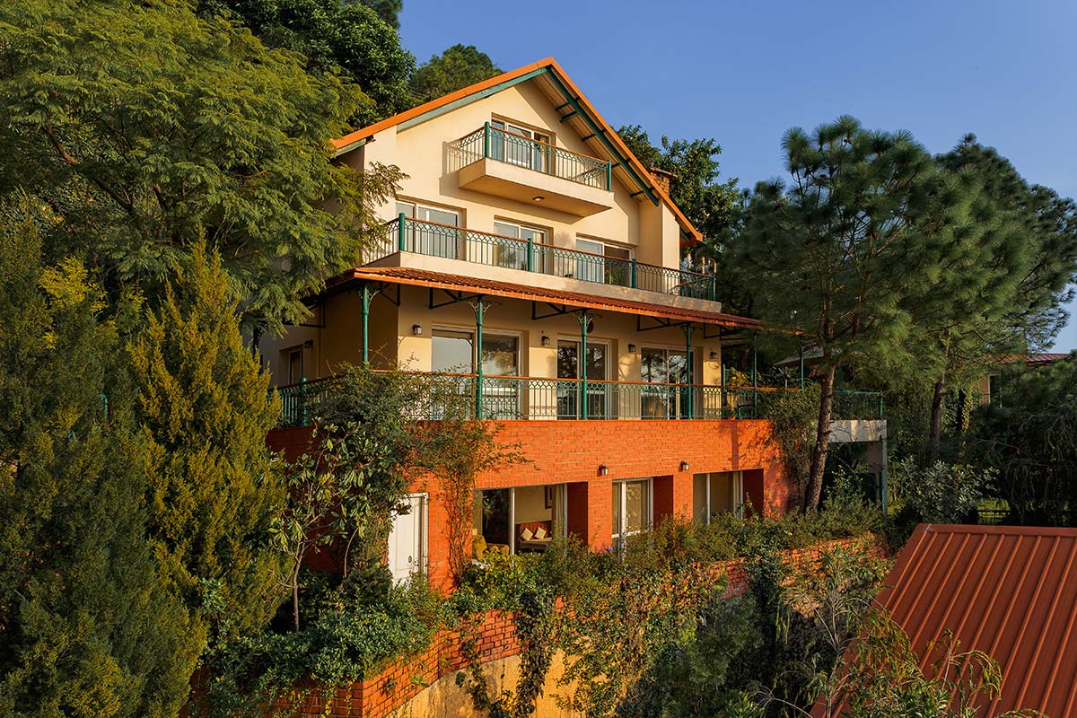 Luxury villas in Kasauli, Himachal Pradesh, North India LTN420
