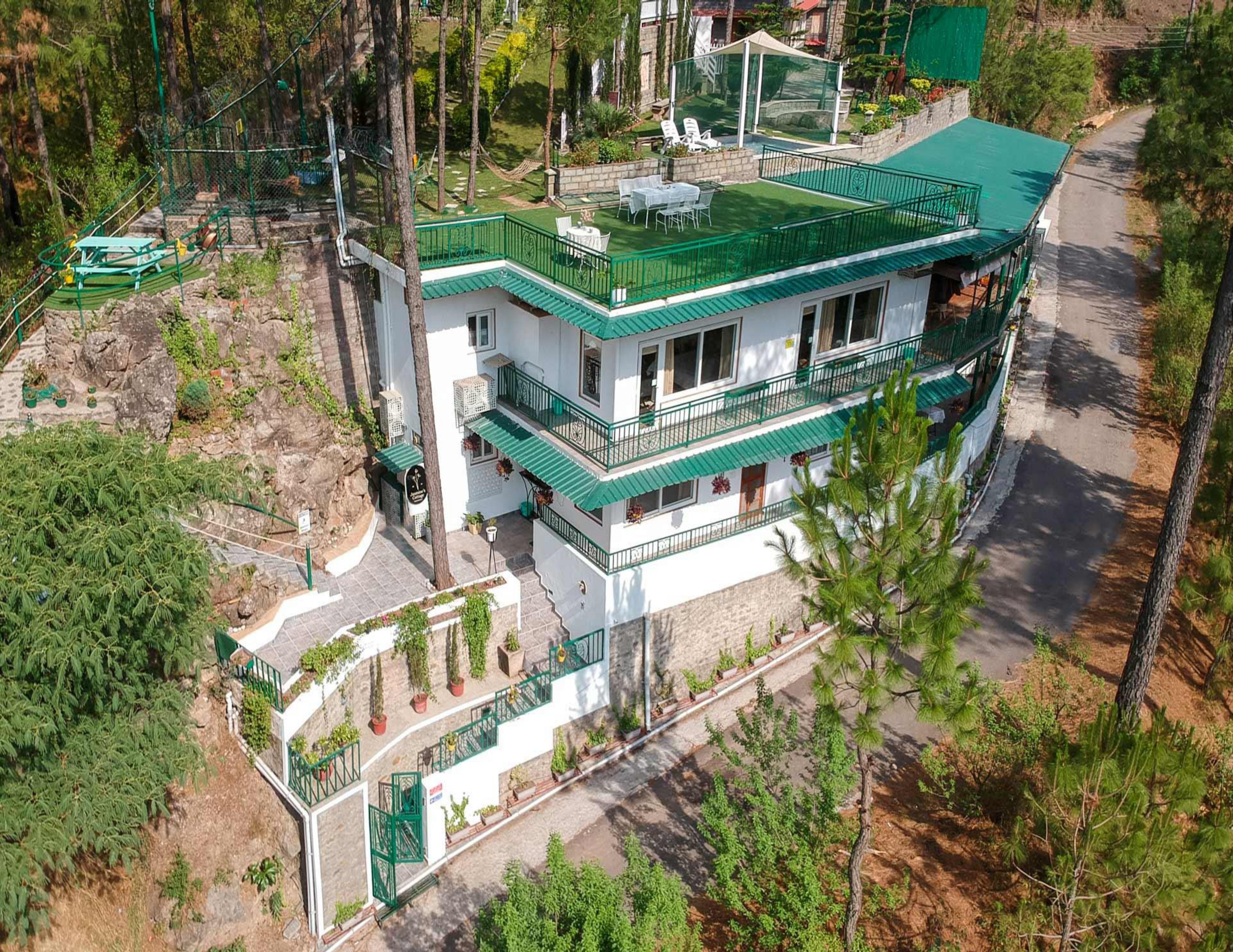 Luxury villas in Kasauli, Himachal Pradesh, North India LTN461