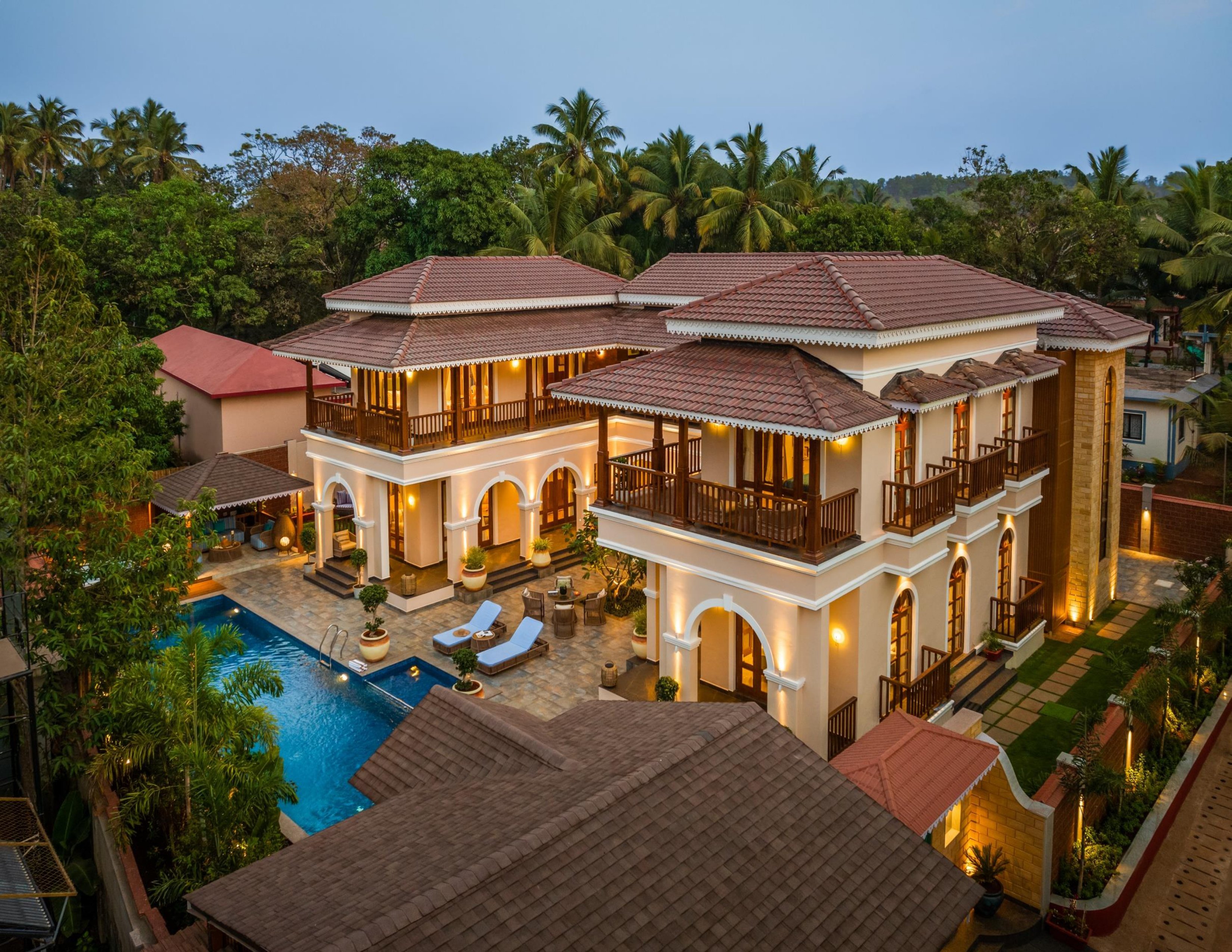 Luxury villas in Vagator, North Goa, India LT535
