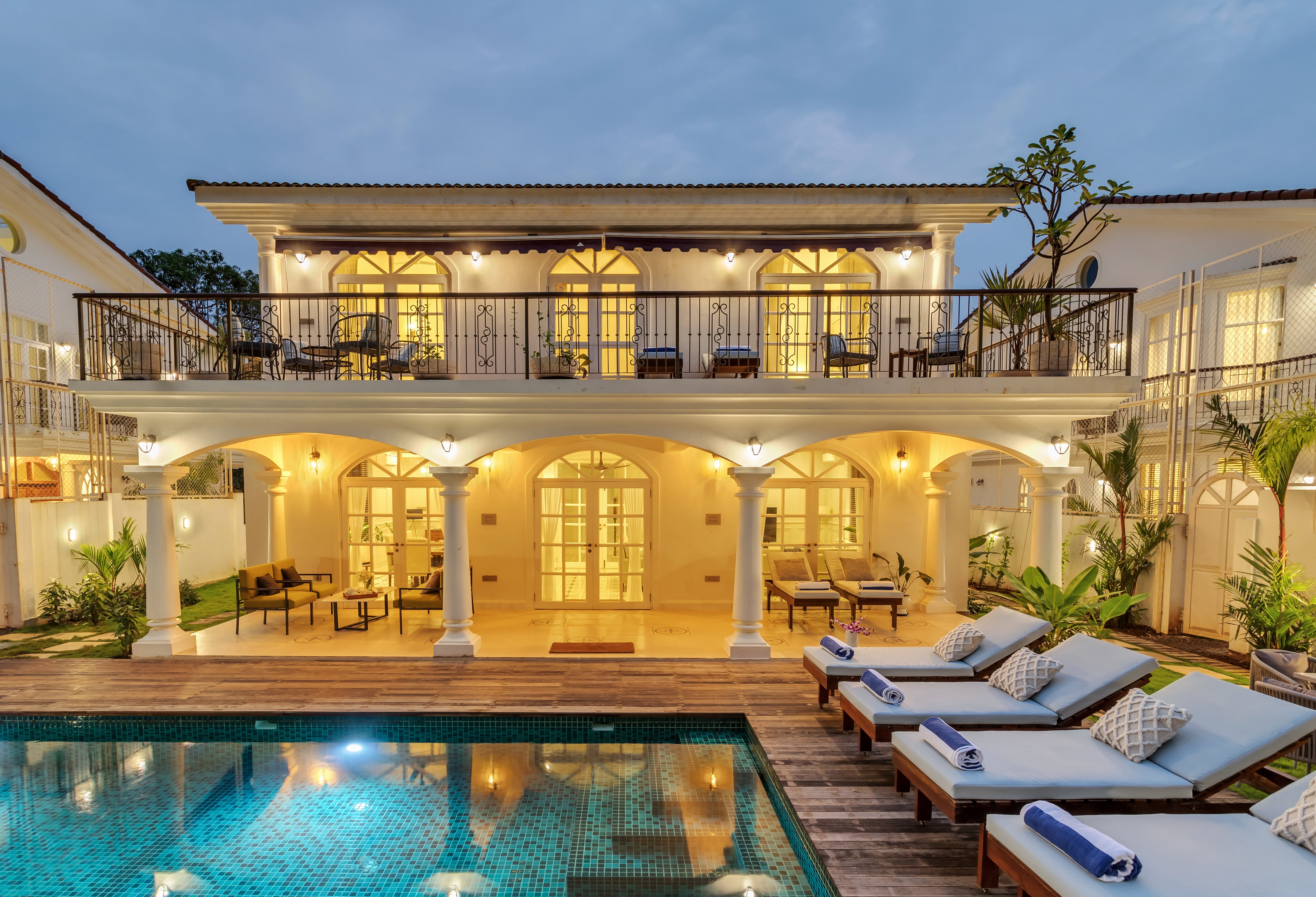 Luxury villas in Assagao, North Goa, India LT431(V3)