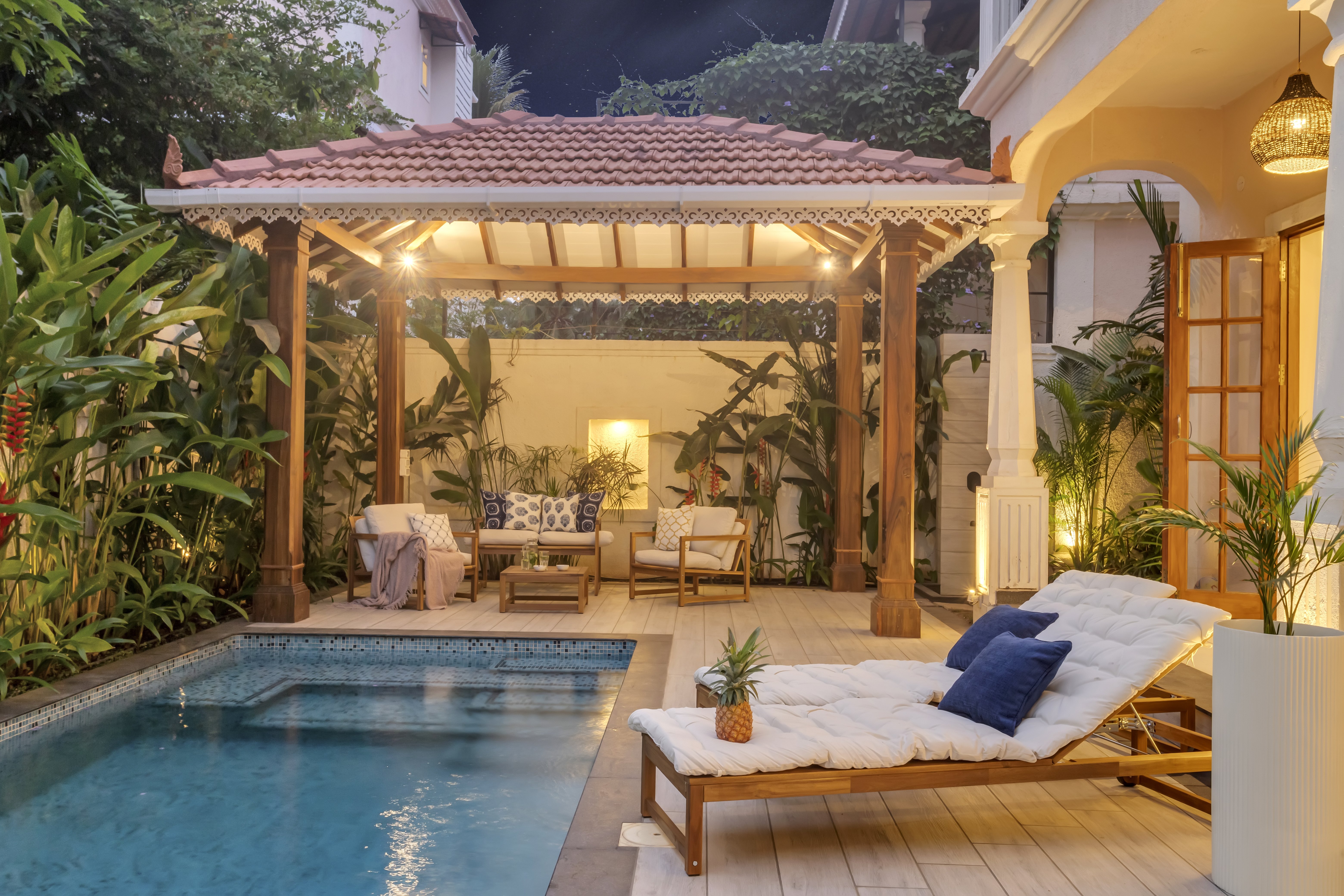 Luxury villas in Arpora, North Goa, India LT434 (V3)