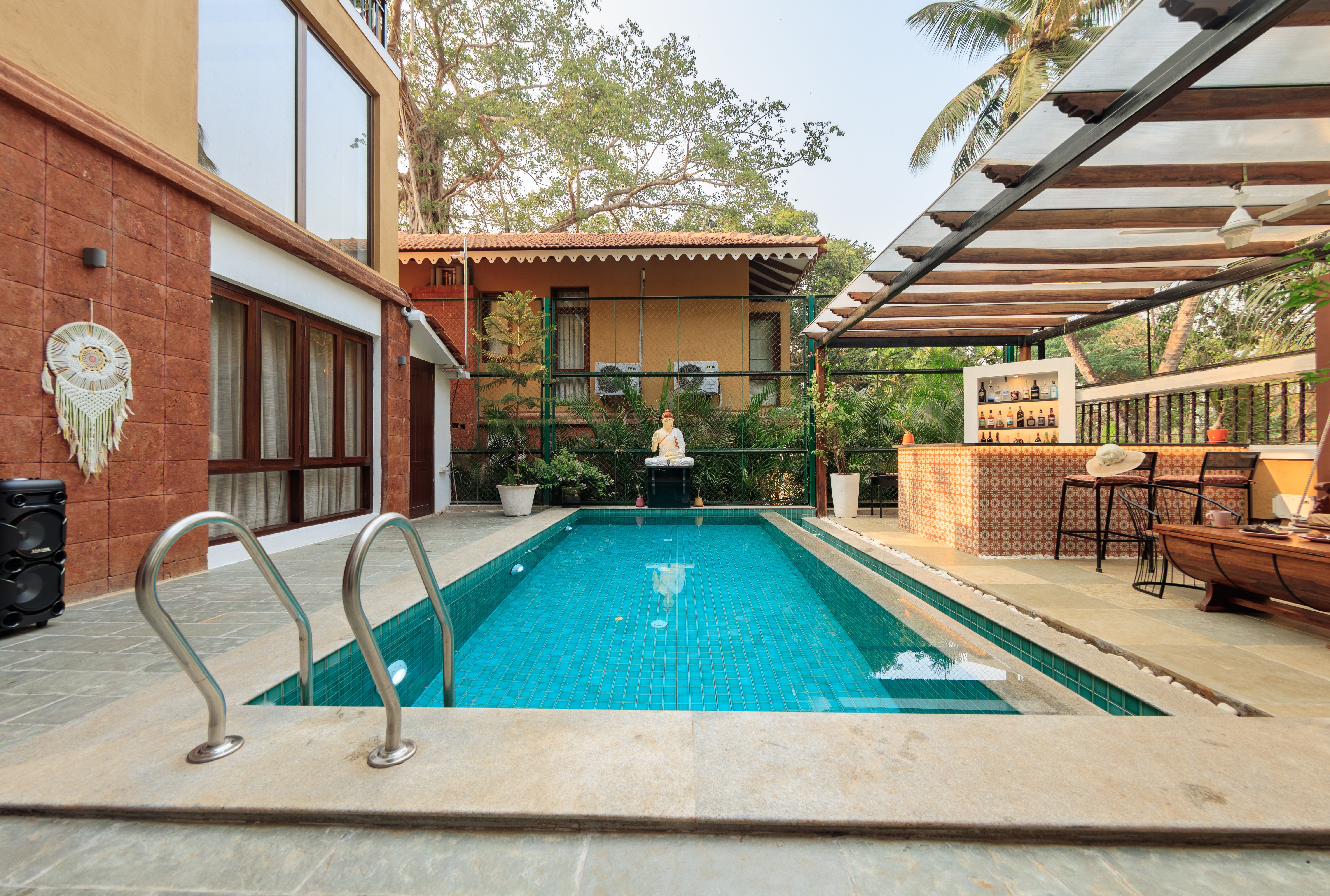 Luxury villas in Candolim, North Goa, India LT441