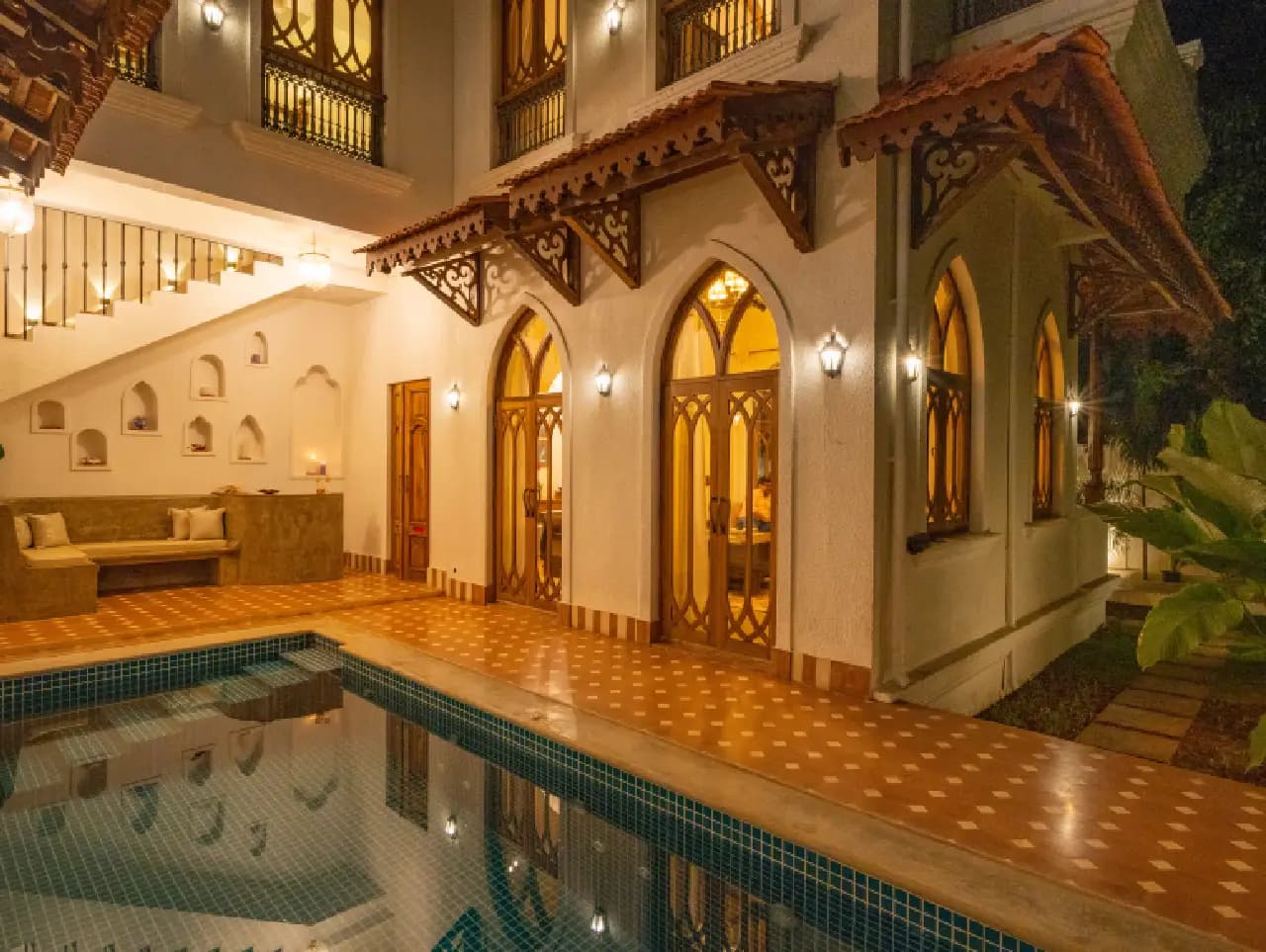 LT466 | Pet-friendly 4-BHK With Private Pool & Garden & Entertainment Lounge