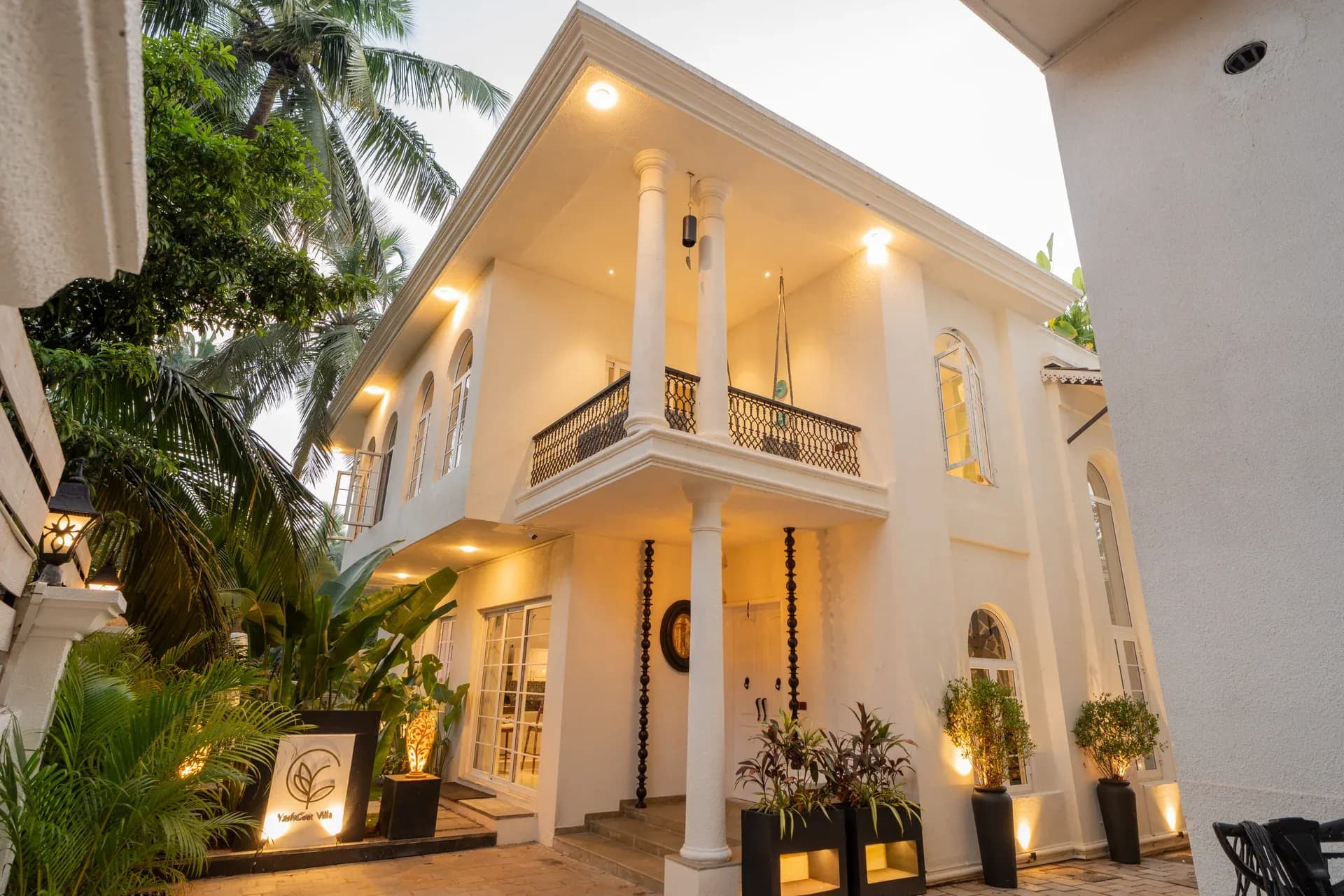 LT444| Exquisite 4-BHK Villa With Pvt Pool, Terrace, Garden & Jacuzzi | Free E-Bike