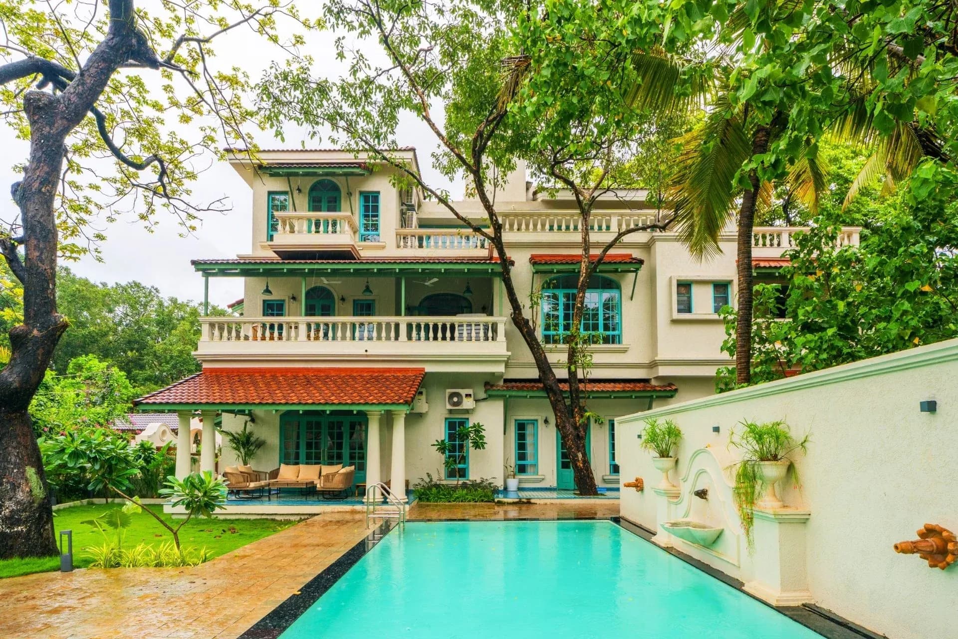 LT537 | Affordable luxury villa for groups