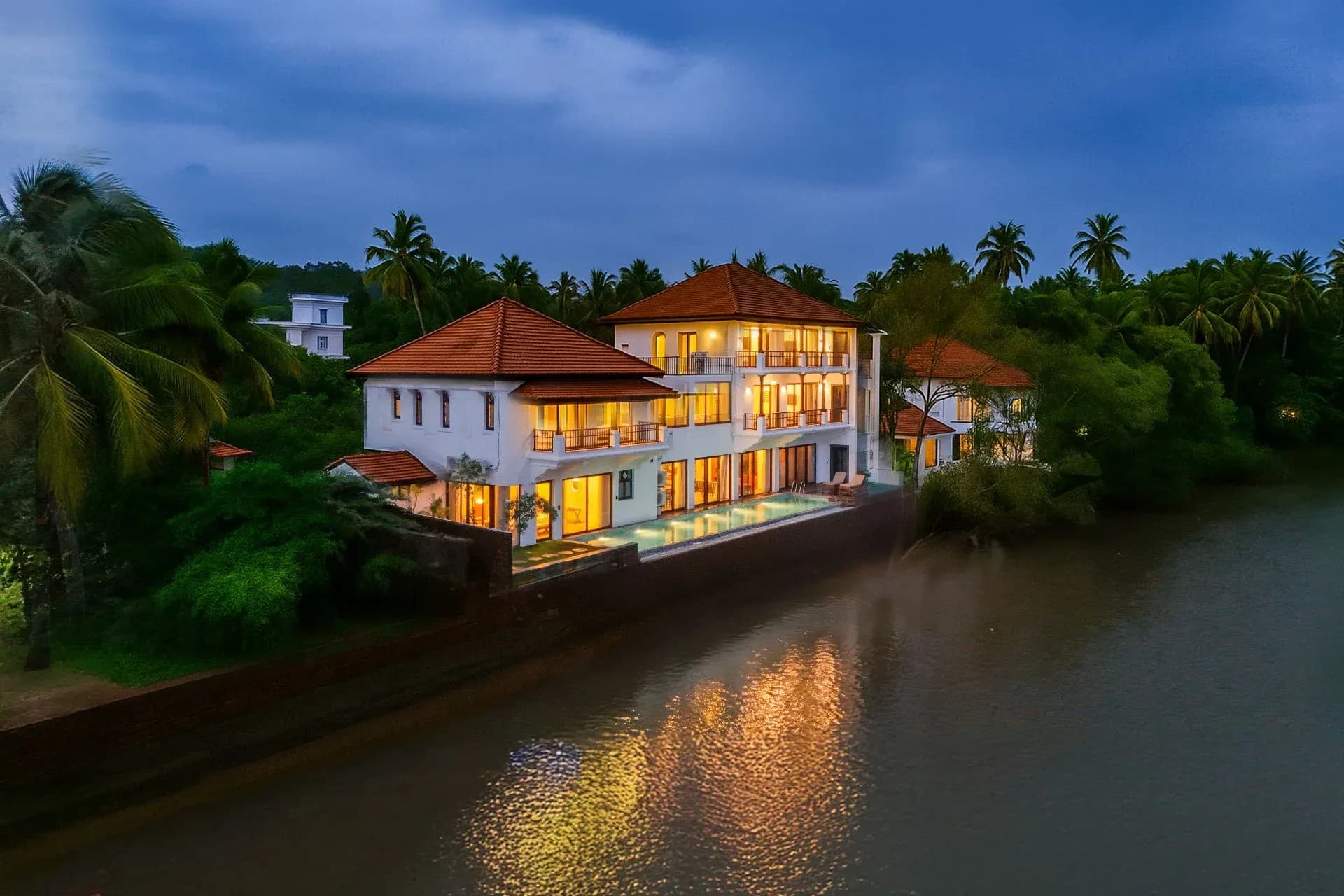 LT625 | River touch Villa | 6 BHK Single unit