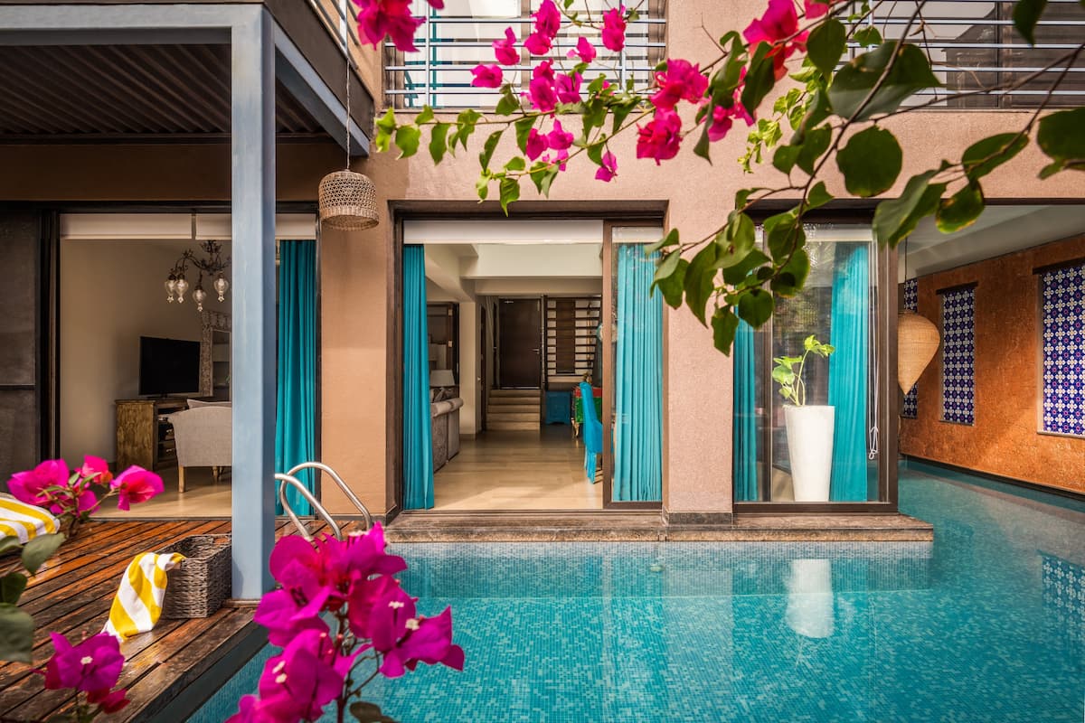 Luxury villas in Anjuna, North Goa, India LT617