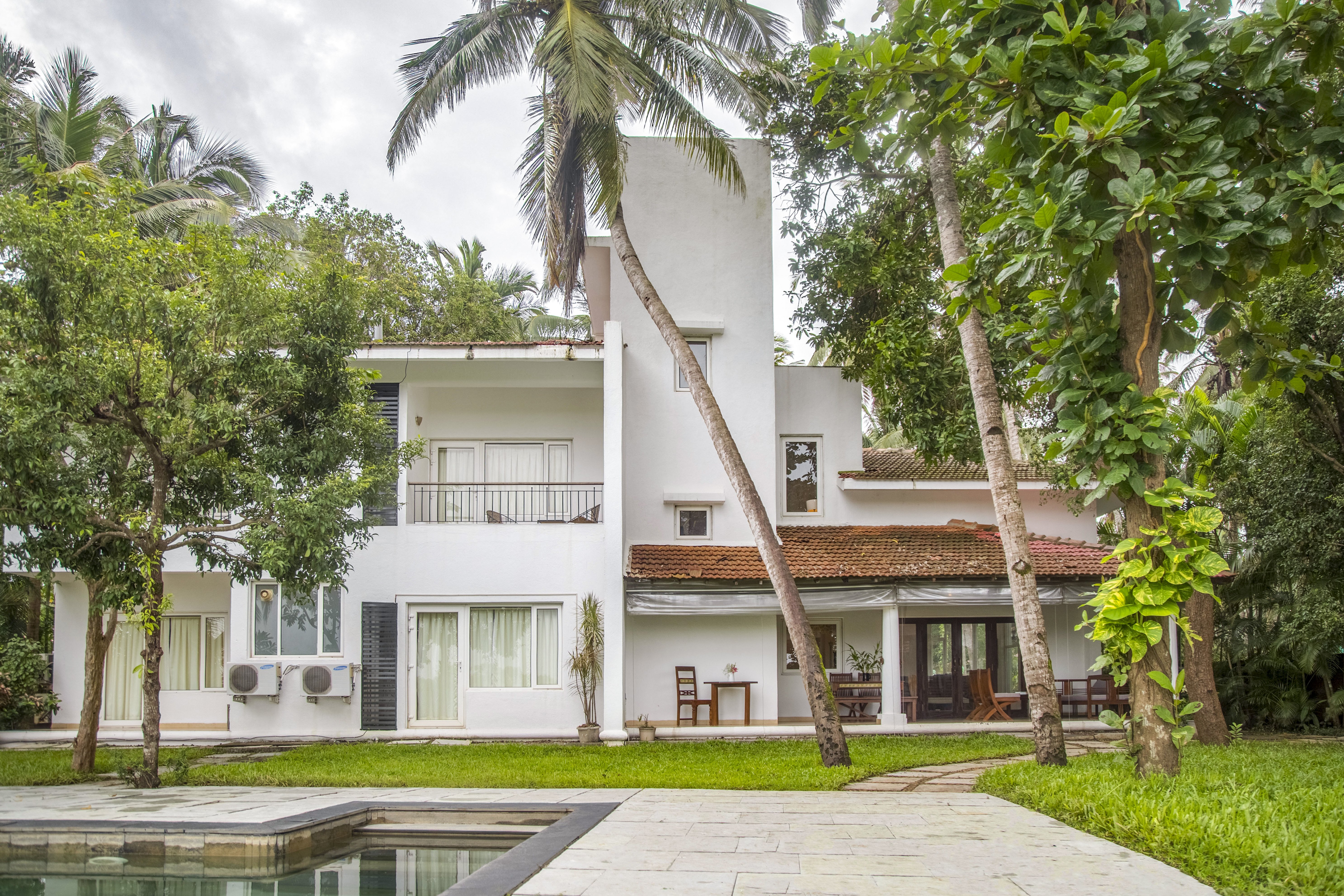 Luxury villas in Candolim, North Goa, India LT457