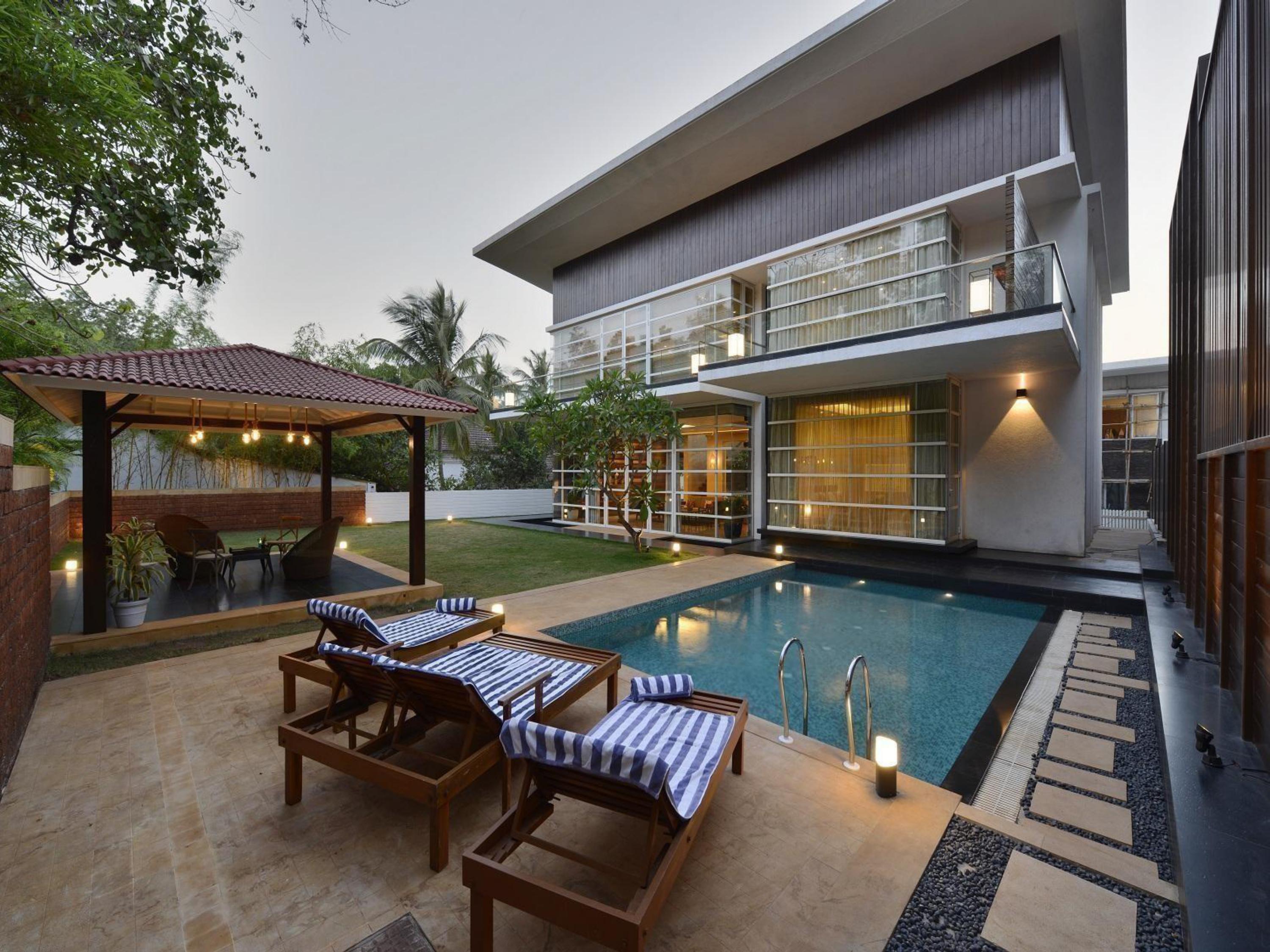 Luxury villas in Arpora, North Goa, India LT821