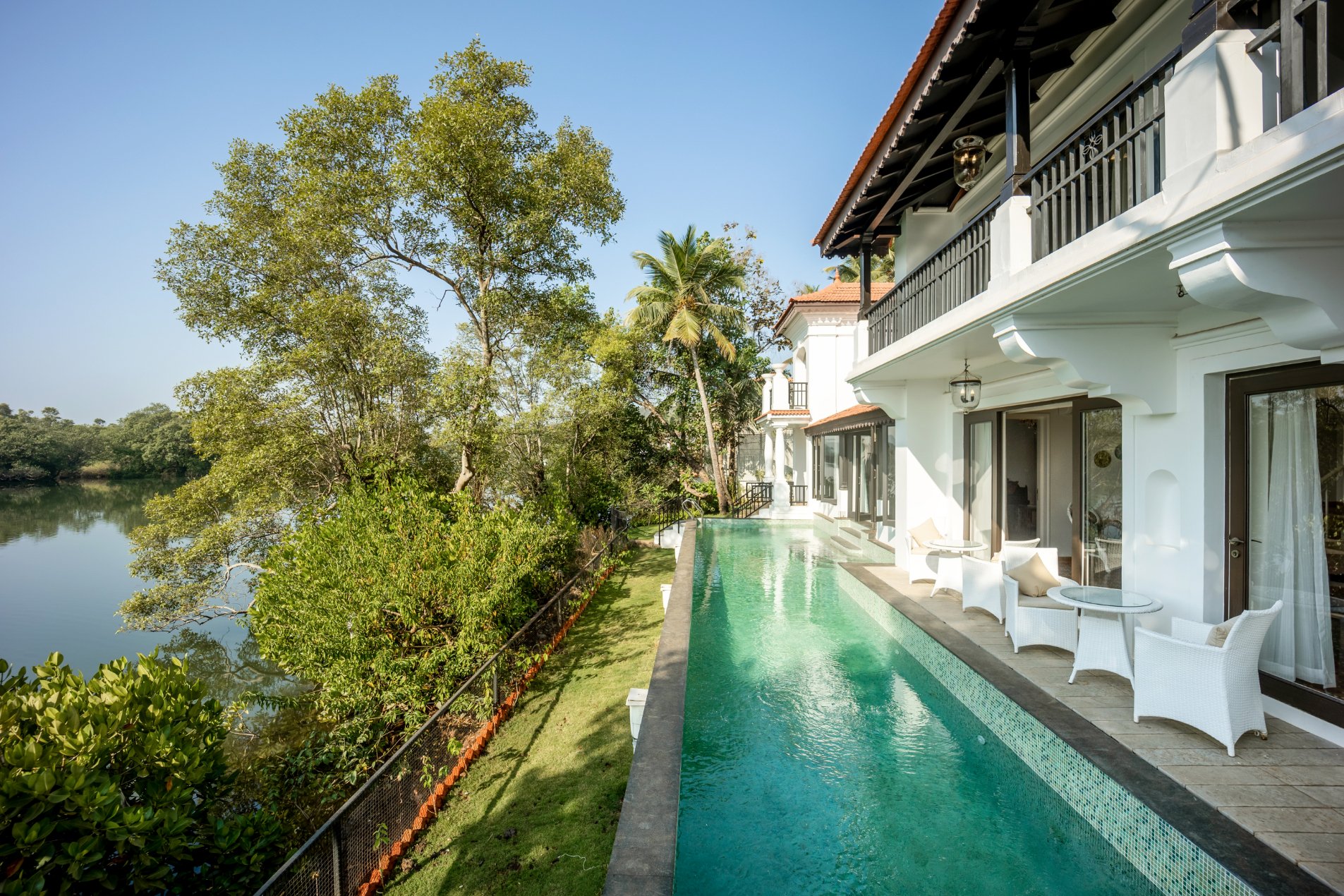 Luxury villas in Nerul, North Goa, India LT388