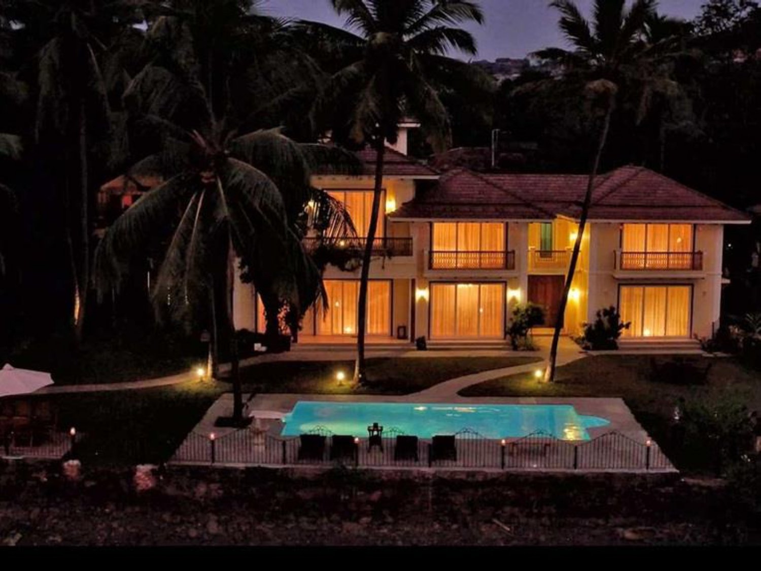 Luxury villas in Candolim, North Goa, India LT413