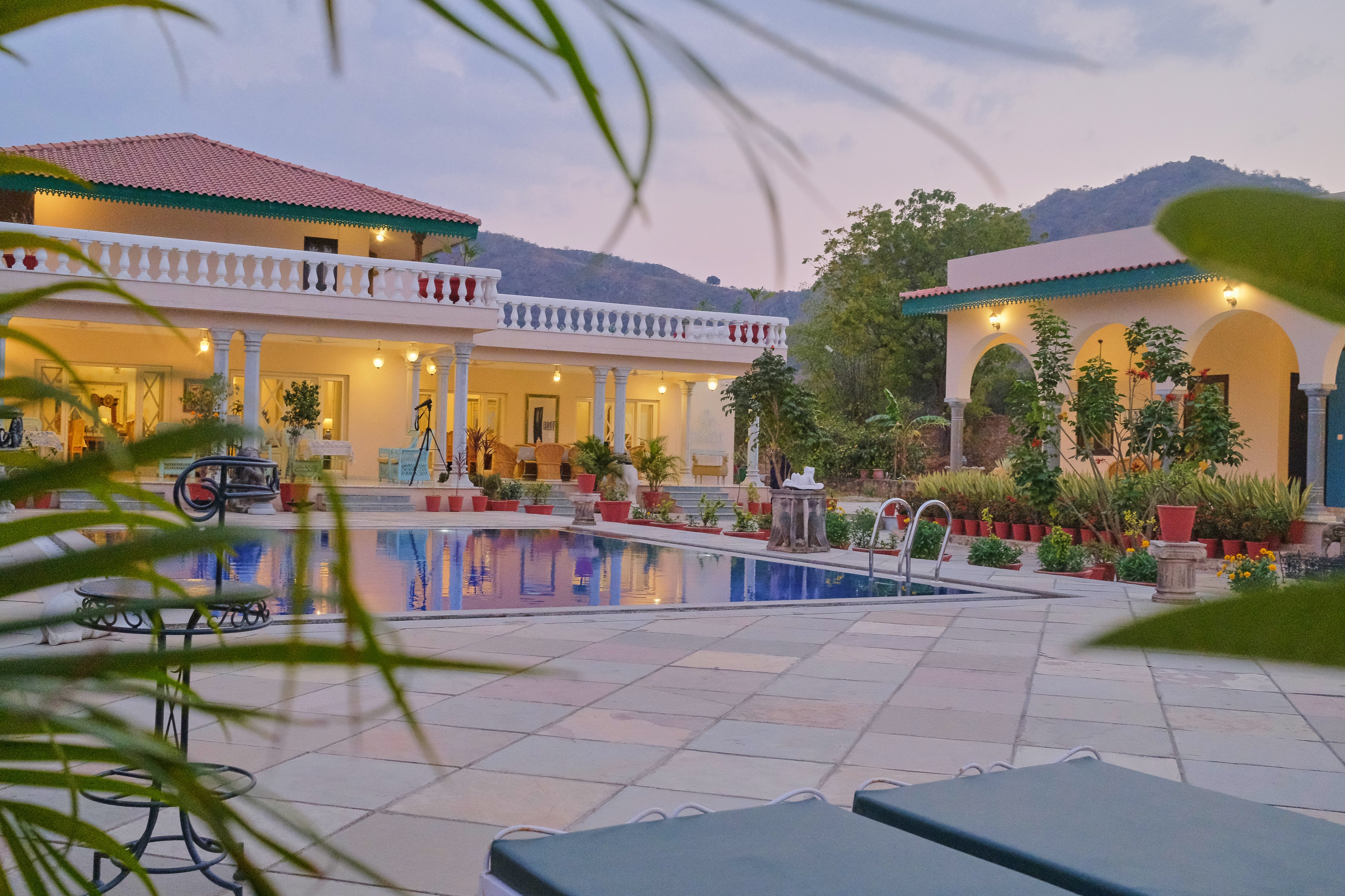 Luxury villas in Udaipur, Rajasthan, India LTR800
