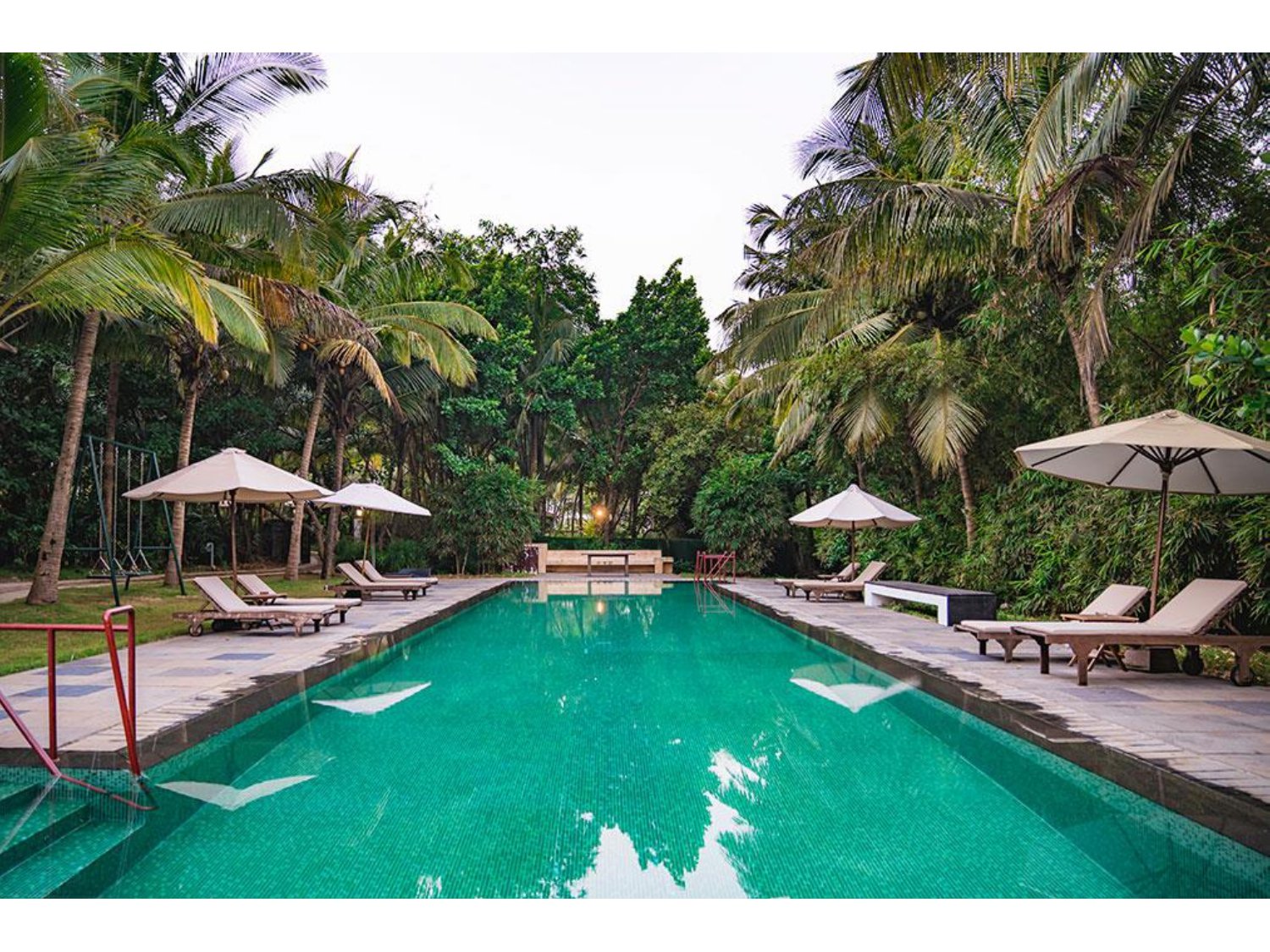 Luxury villas in Candolim, North Goa, India LT262