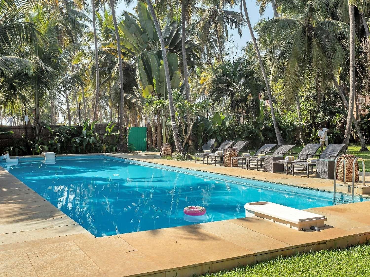 Luxury villas in Candolim, North Goa, India LT930