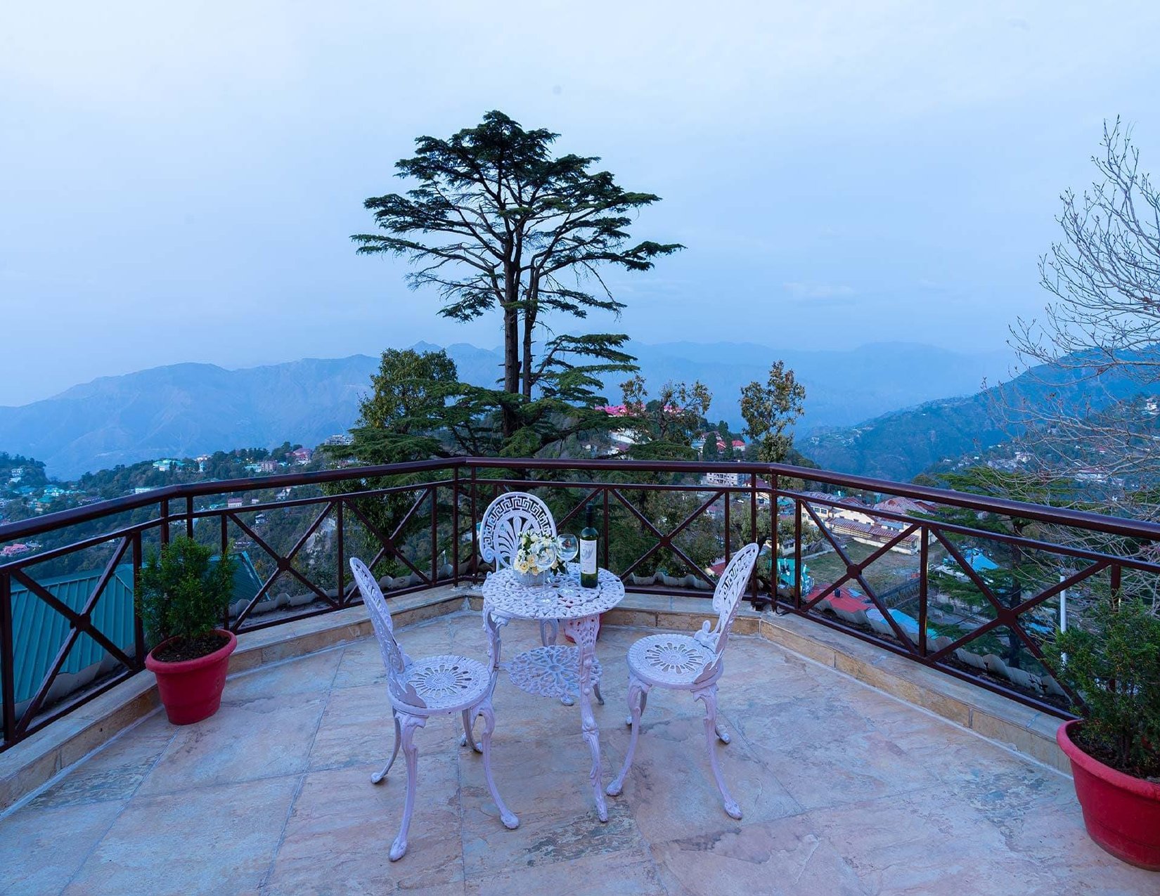 Luxury villas in Mussoorie, Uttarakhand, North India LTN344